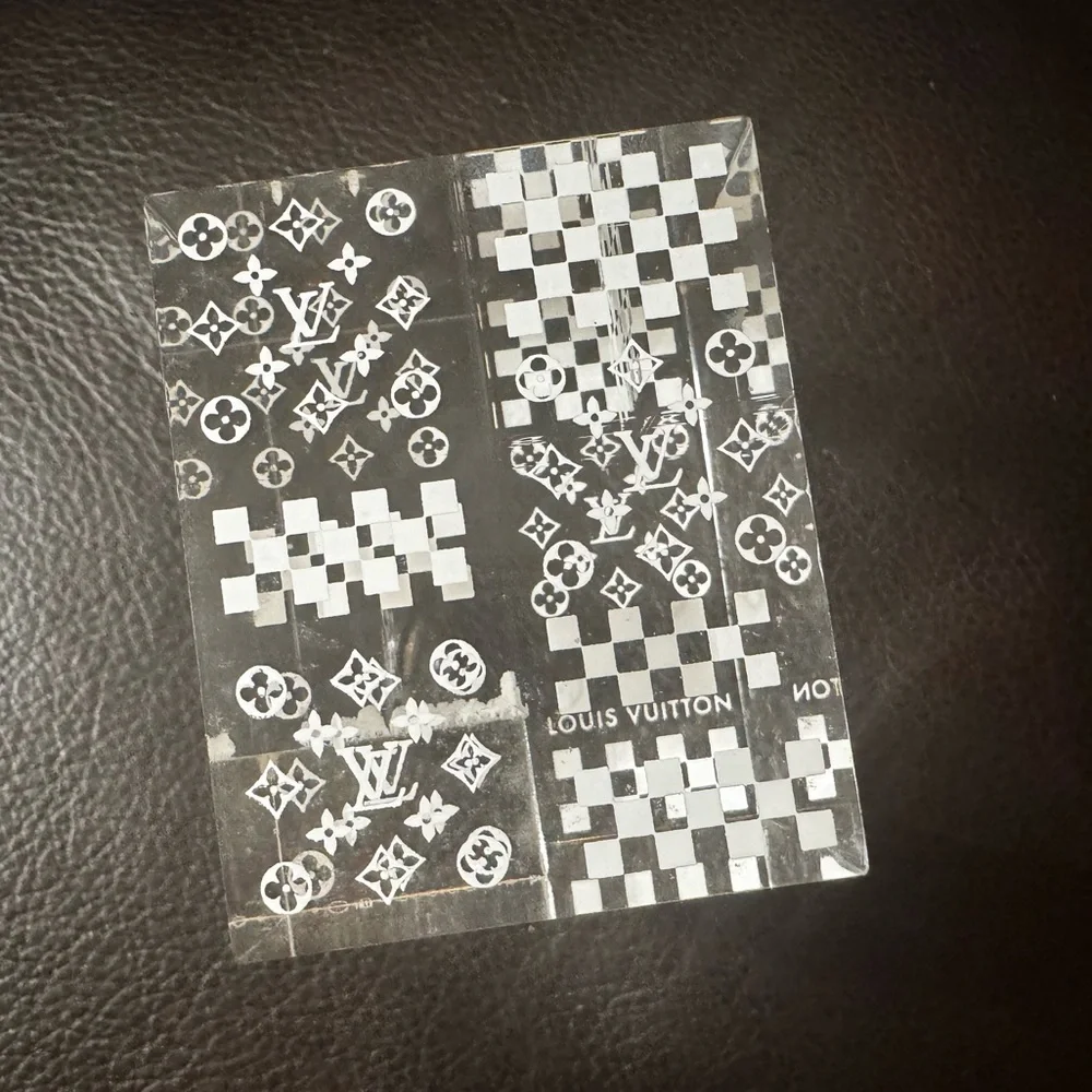 LOUIS VUITTON Damier 3D Optical Illusion Paperweight LV Box EXTREMELY RARE! - Picture 13 of 17
